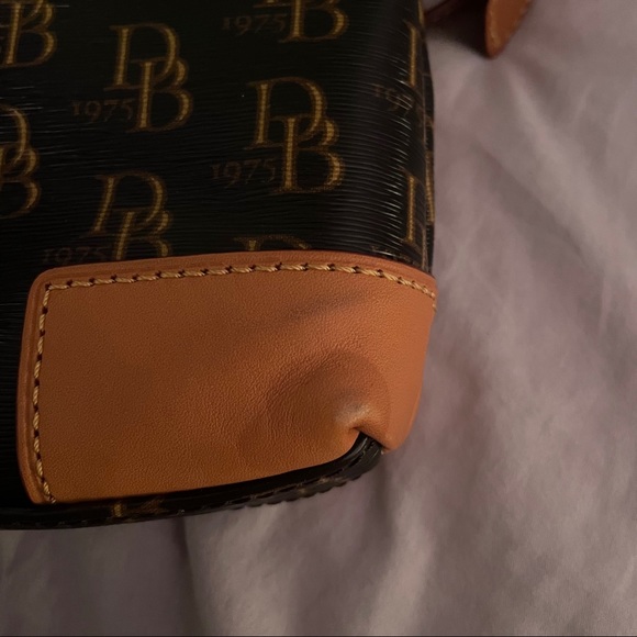 Dooney & Bourke Purse - Picture 10 of 11